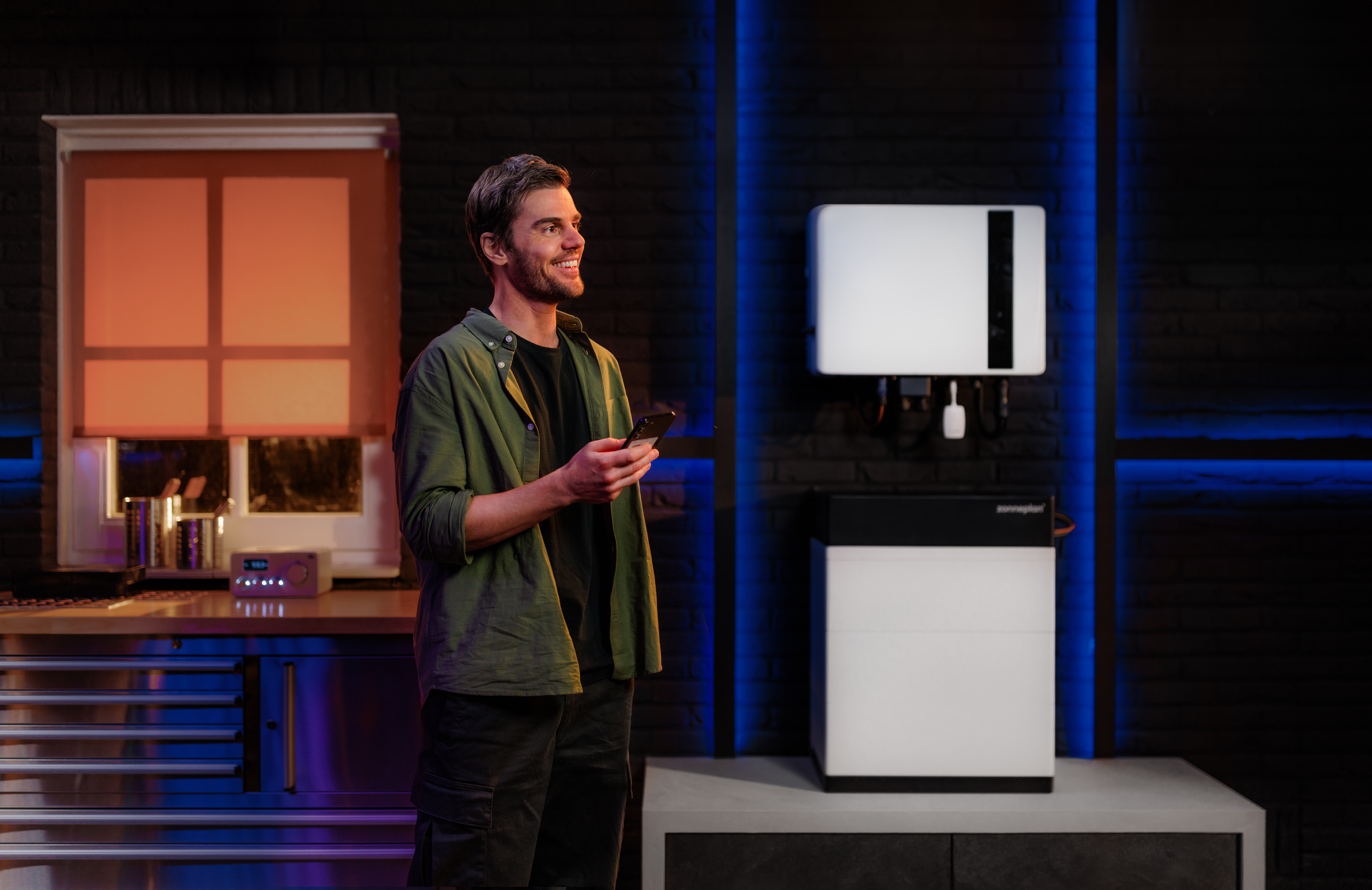 Wat kost een thuisbatterij en wat levert hij op?