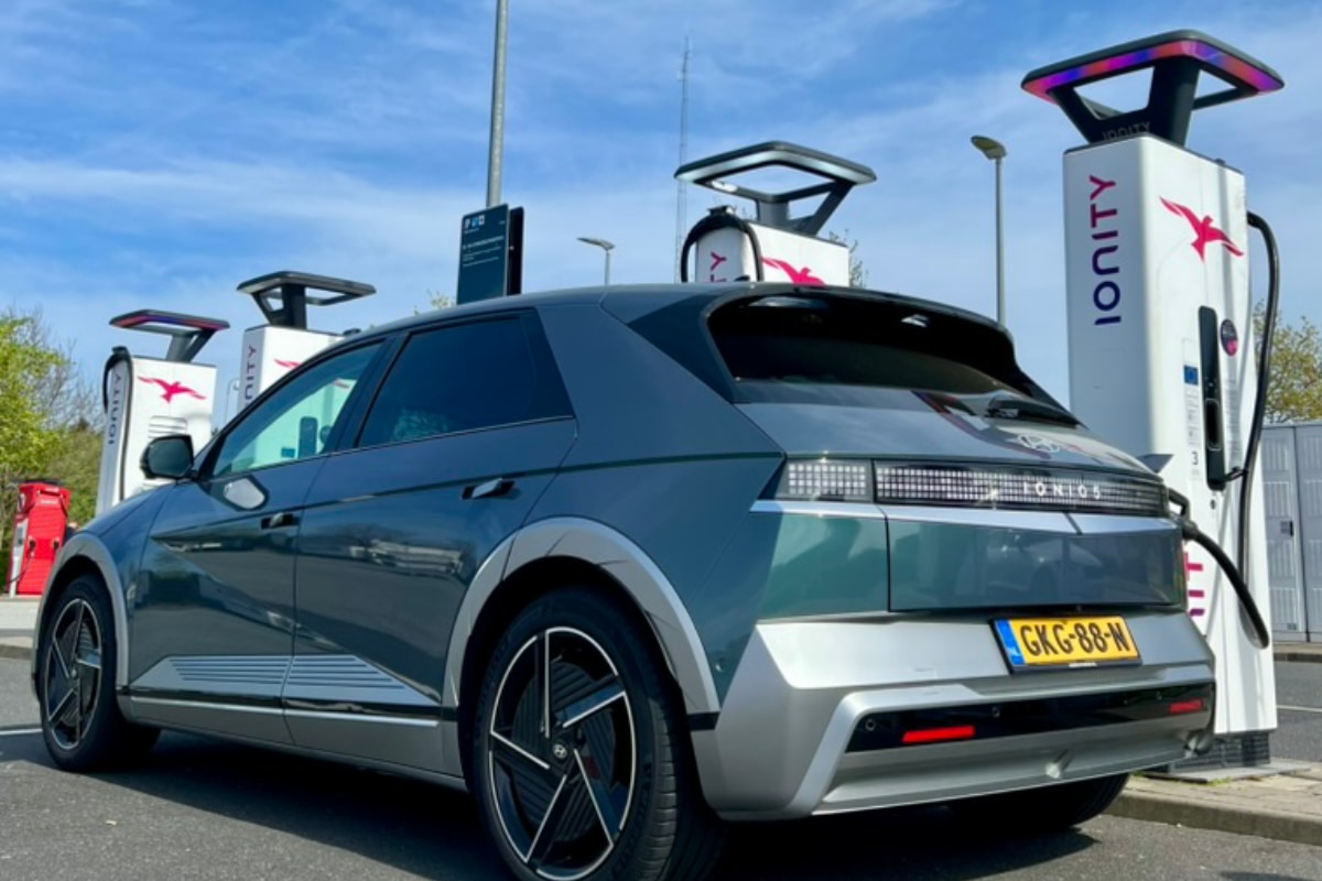 Naar Denemarken met de vernieuwde Hyundai IONIQ 5:comfortabel, ruim en razendsnel opgeladen!