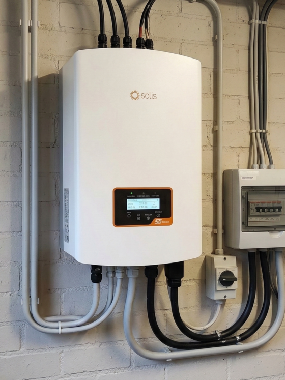 Je Solis omvormer slim aansturen met een zelfbouw ESPHome stick