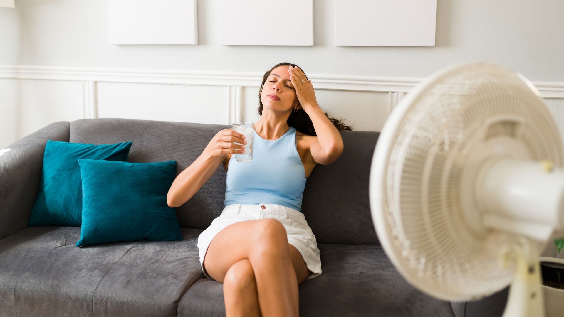 Je huis koelen: van mobiele airco tot zonwering – wat is het best?